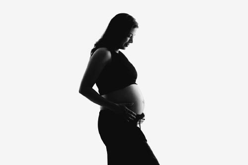 Professional preganancy photography in photo studio in Copenhagen