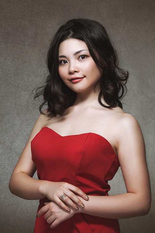 Portrait of singer Asumi Motoyama