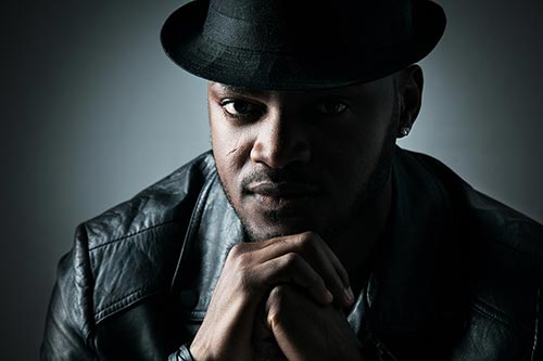 Professionel fotoshoot for musiker i Kobenhavns bylandskab