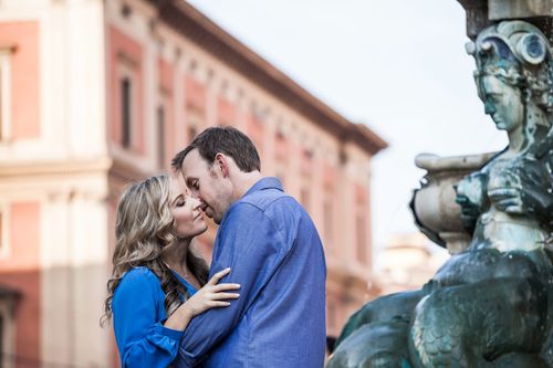 engagement photogaphy in center bologna